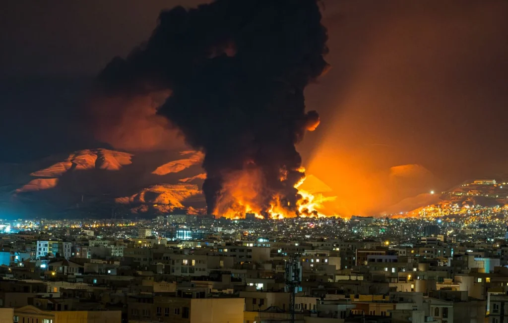 Agression contre l&rsquo;Iran : le désastre des raids sur les sites pétroliers