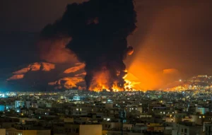 Agression contre l&rsquo;Iran : le désastre des raids sur les sites pétroliers