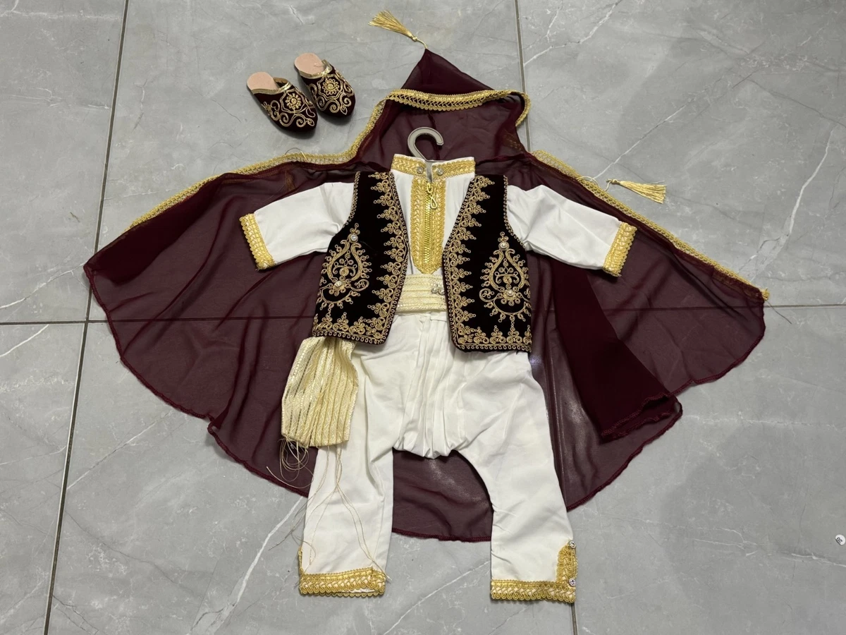 Circoncision collective à Bouira : une tradition ancrée chez « Maestro »