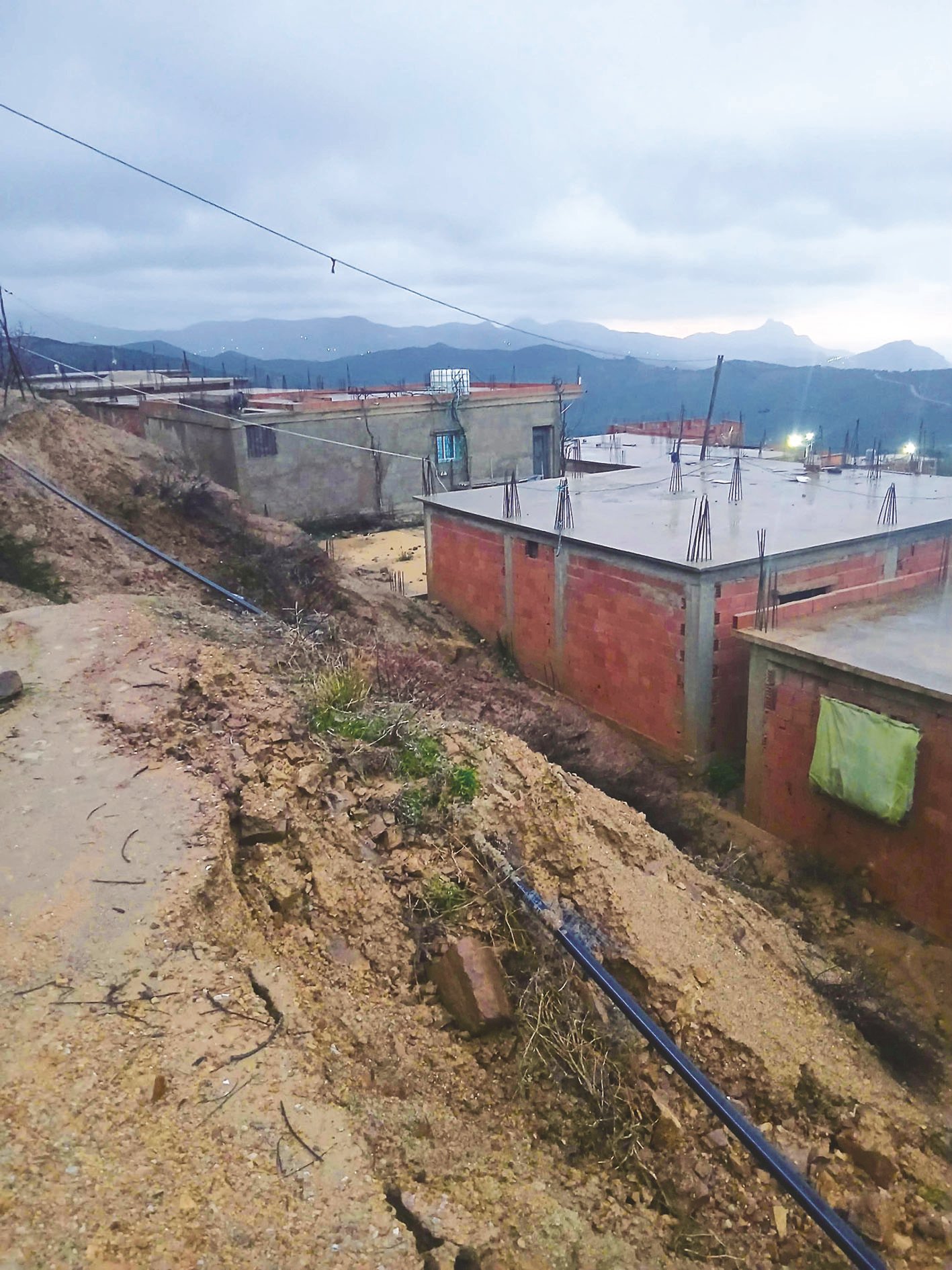 Hacène Mestari, président de l’association « El Amel » du quartier Mohamed Allaoui : « Du jour au lendemain, les habitants se sont retrouvés sans aucune ressource »